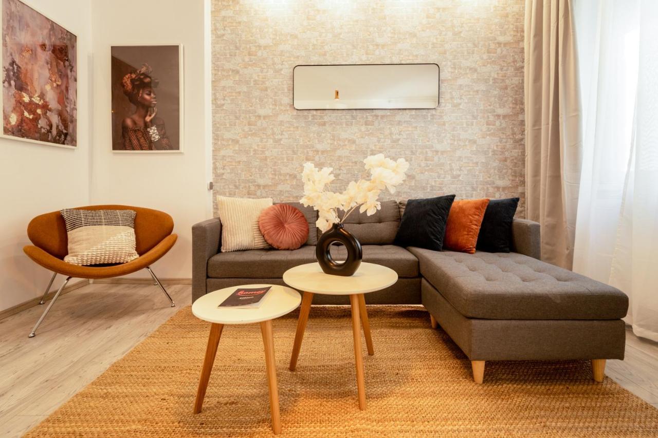 Ideal Stay: Spacious 2Br Apt Near Calea Victoriei Bucureşti Exterior foto