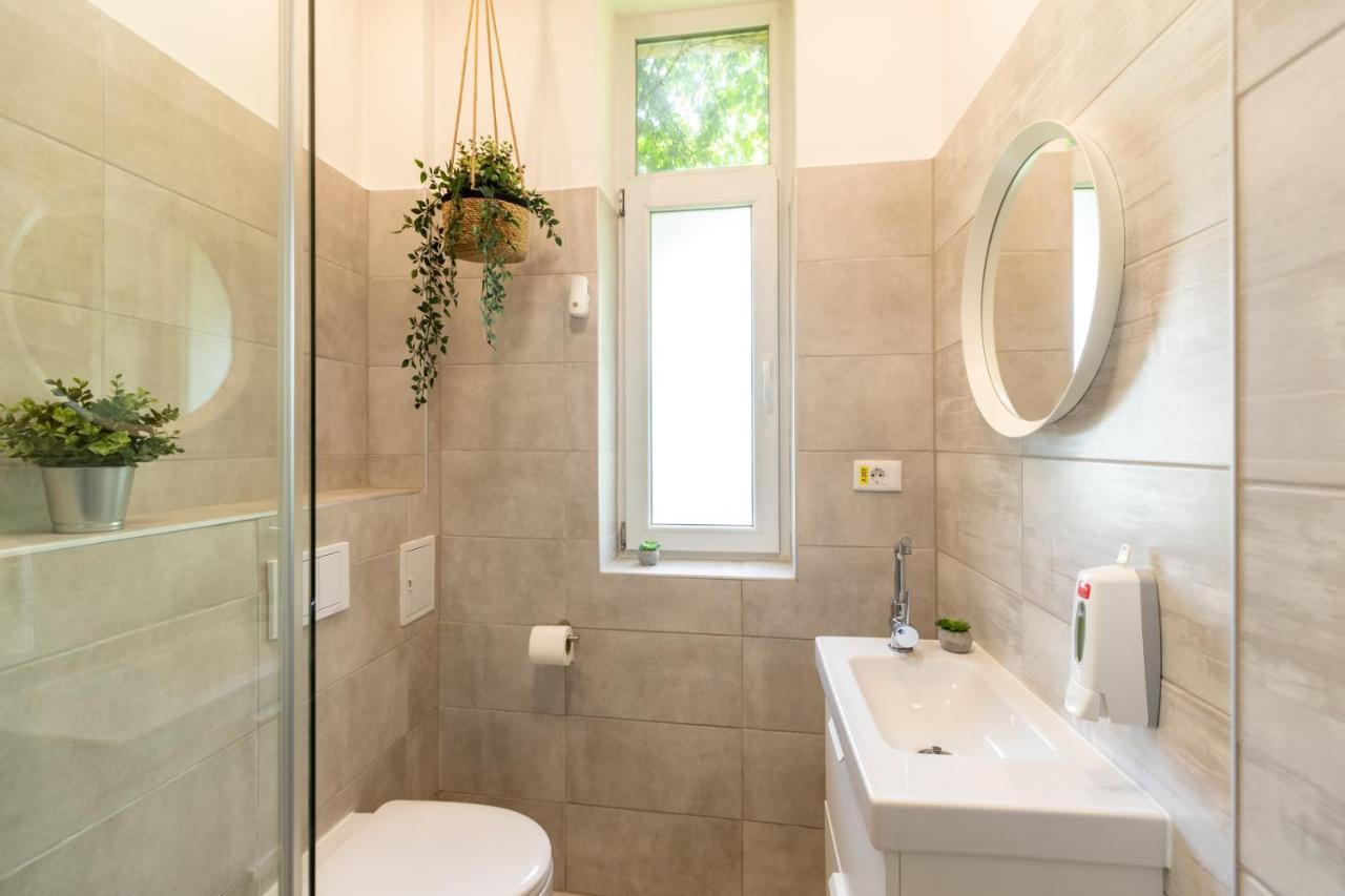 Ideal Stay: Spacious 2Br Apt Near Calea Victoriei Bucureşti Exterior foto