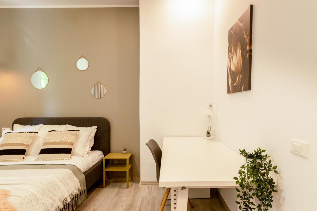 Ideal Stay: Spacious 2Br Apt Near Calea Victoriei Bucureşti Exterior foto