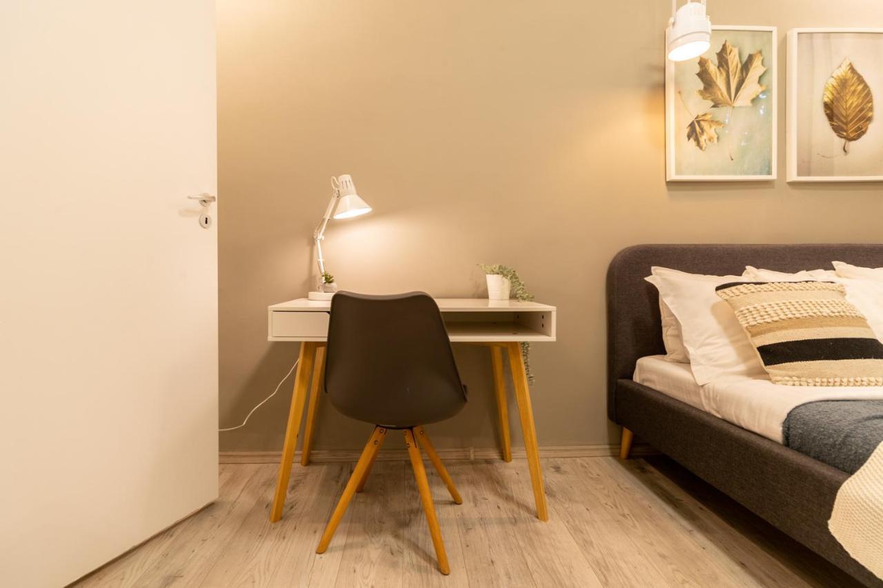 Ideal Stay: Spacious 2Br Apt Near Calea Victoriei Bucureşti Exterior foto